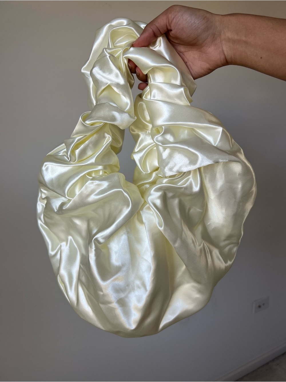 Satin Scrunchie Handle Bag in Ivory